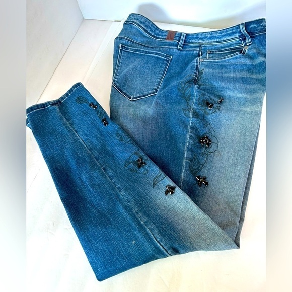 NWOT Simply Vera Vera Wang Embellished Skinny Mid Rise Jeans - Picture 1 of 12
